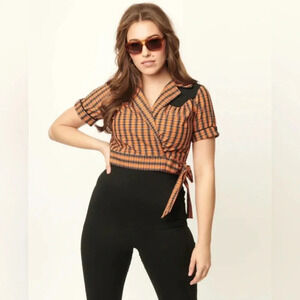 🦋B2G1🦋UNIQUE VINTAGE 50’s Western Black/Orange Plaid Wrap Star Crop Top NWT